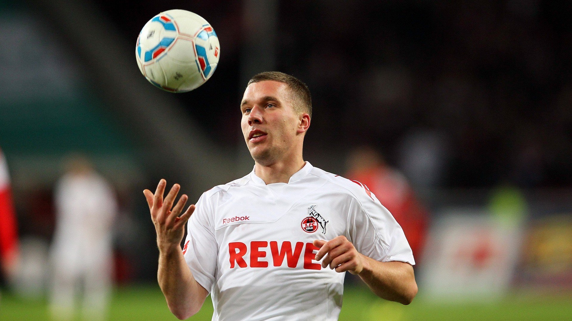 “马科斯·梅特罗：阿根廷美洲狮队的防守核心，未来更具破坏力”